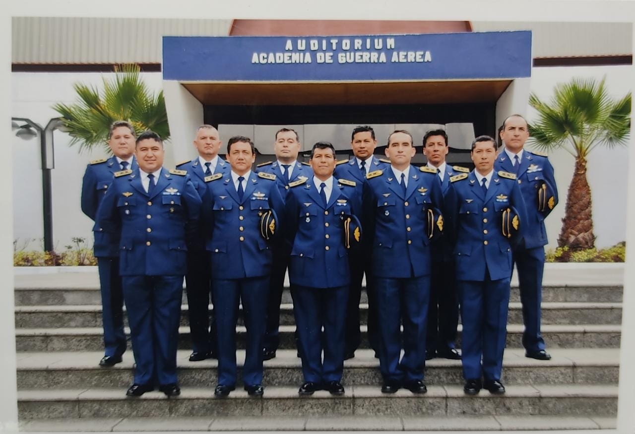32 CURSO DE COMANDO ESTADO MAYOR Y ESTADO MAYOR TÉCNICO 2014